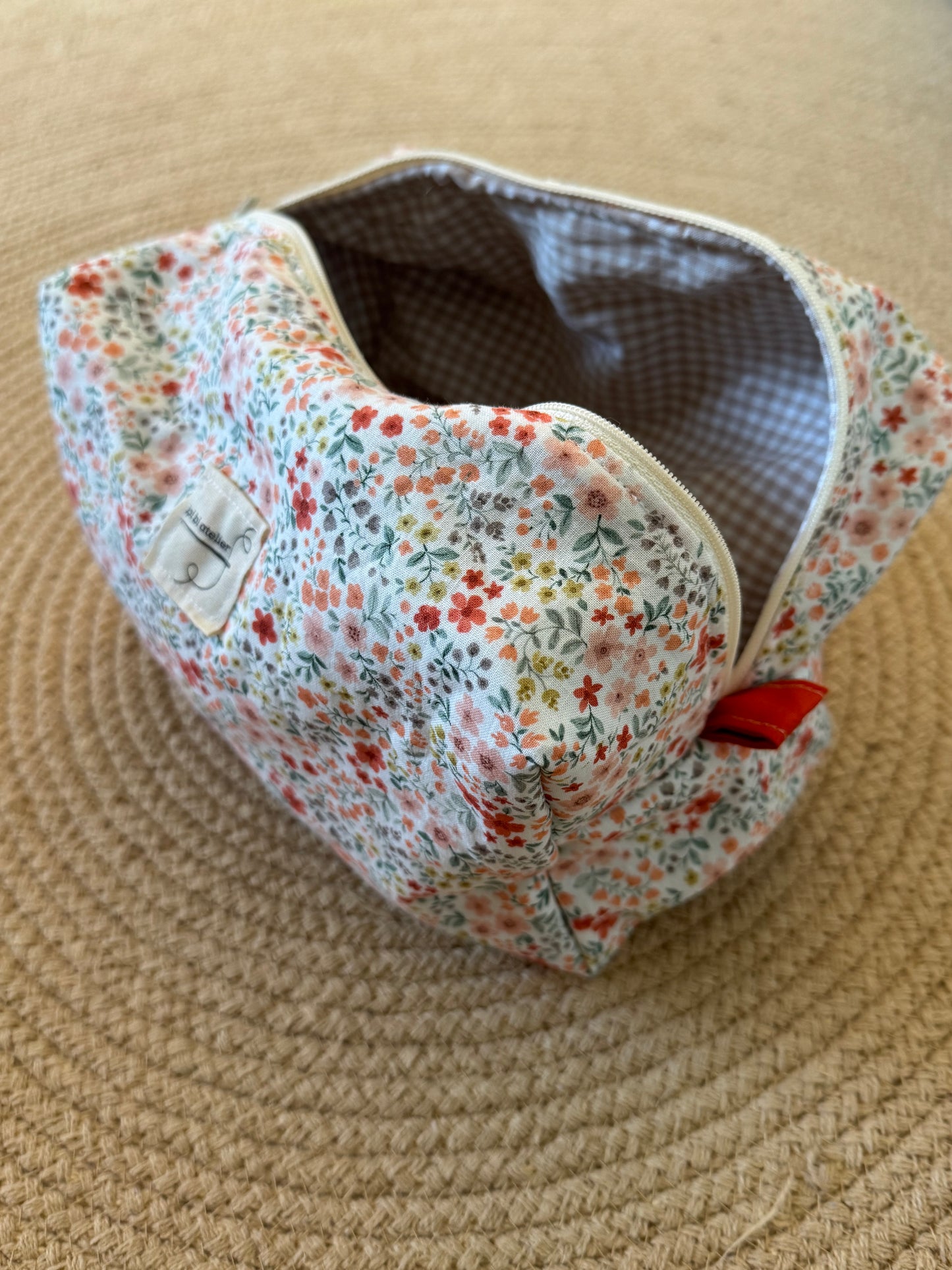 Astuccio con fasciatoio e mussola