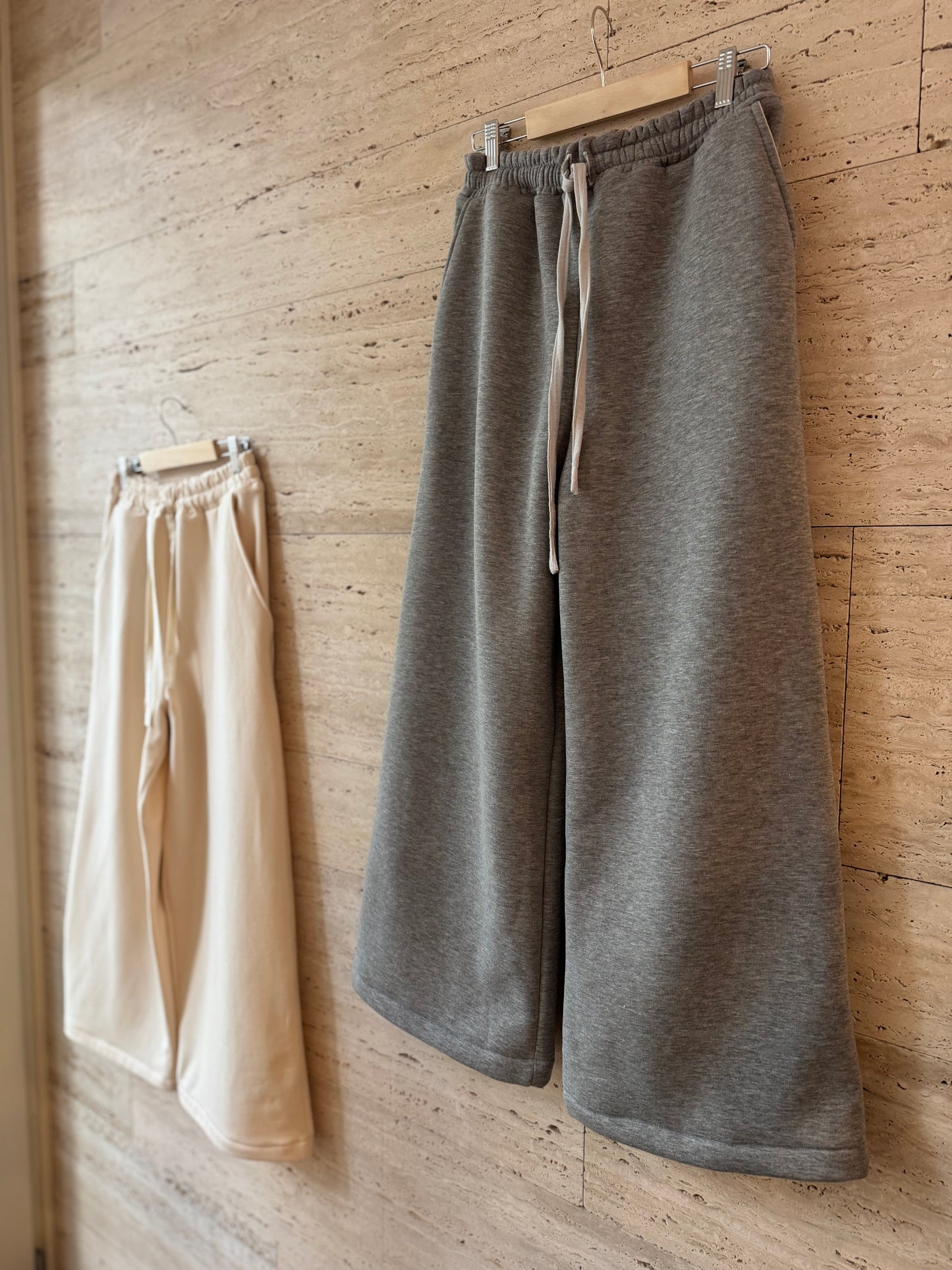 Pantaloni Scirocco in jersey garzato