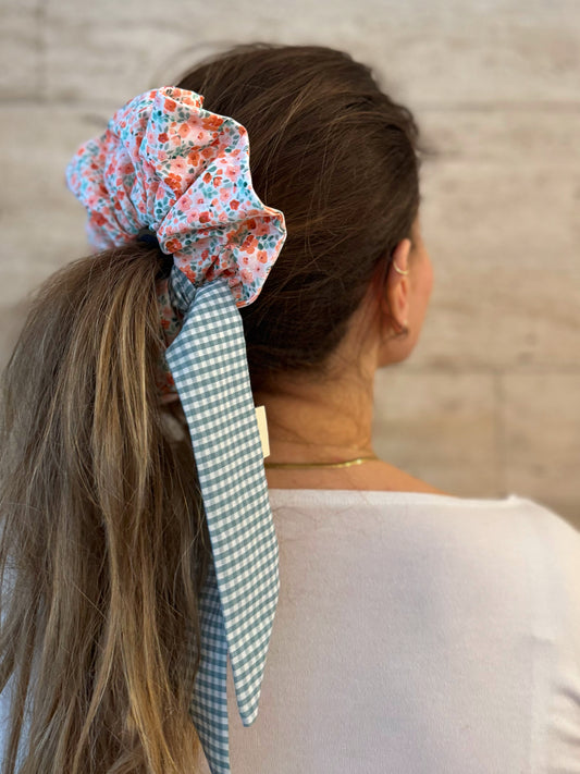 Scrunchie con laccetto