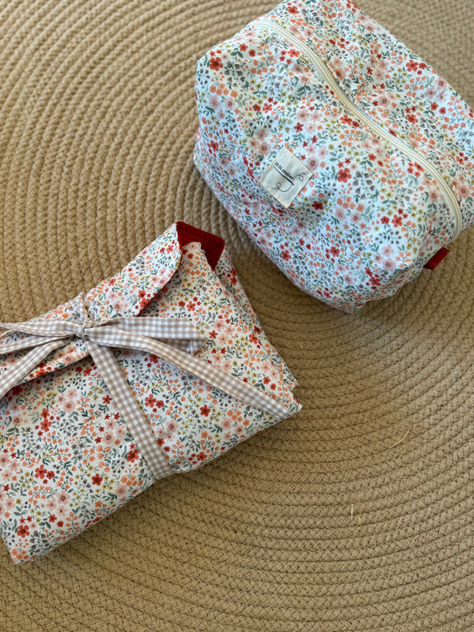 Astuccio con fasciatoio e mussola